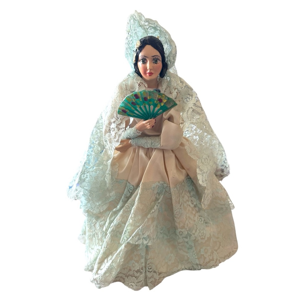 Vintage Spanish Lady Mantilla Doll Lace Dress Fan Souvenir Made in Spain MCM